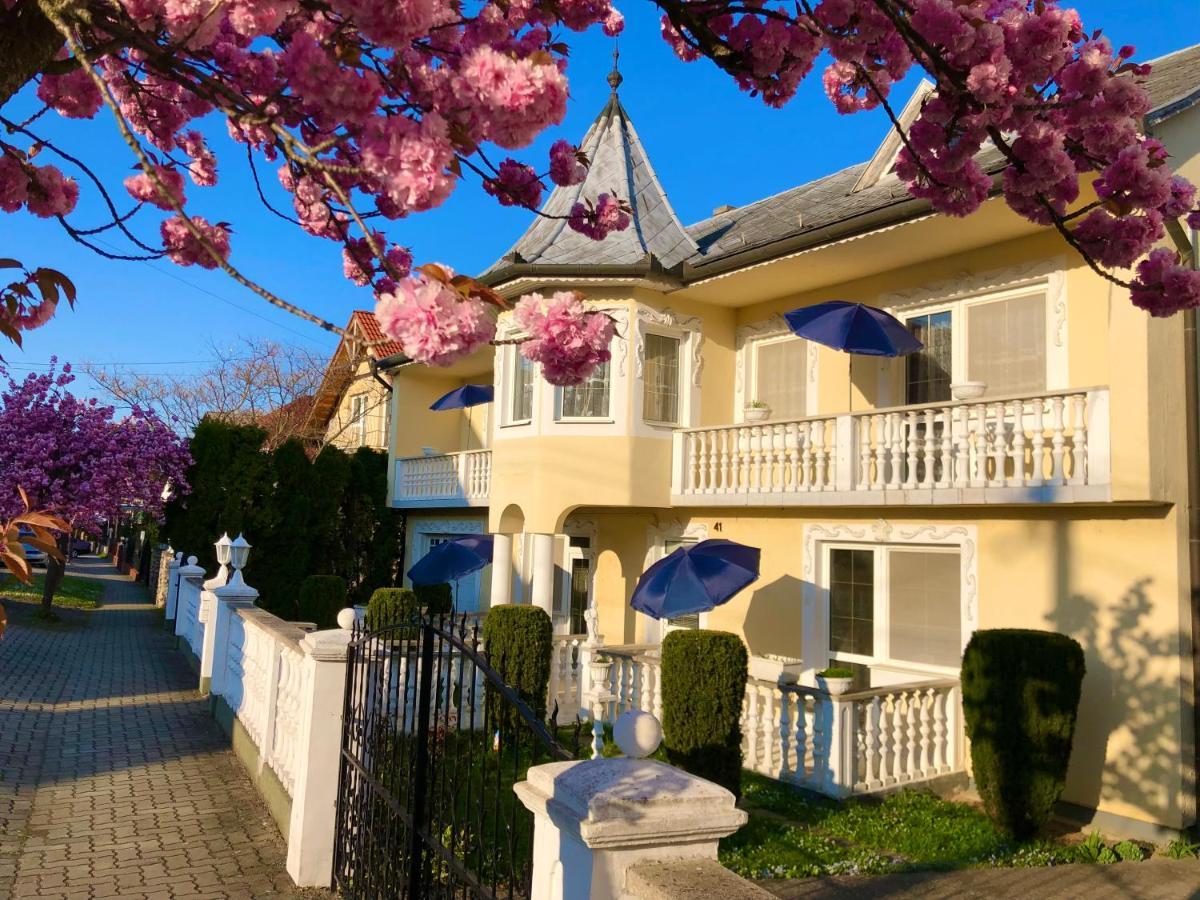 Villa Aura Хевіз Екстер'єр фото